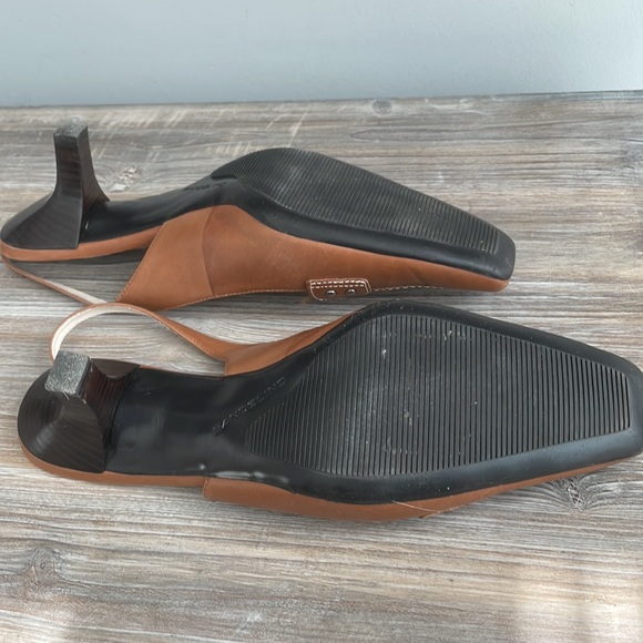 Bandolino leather sling back heels - Picture 5 of 5
